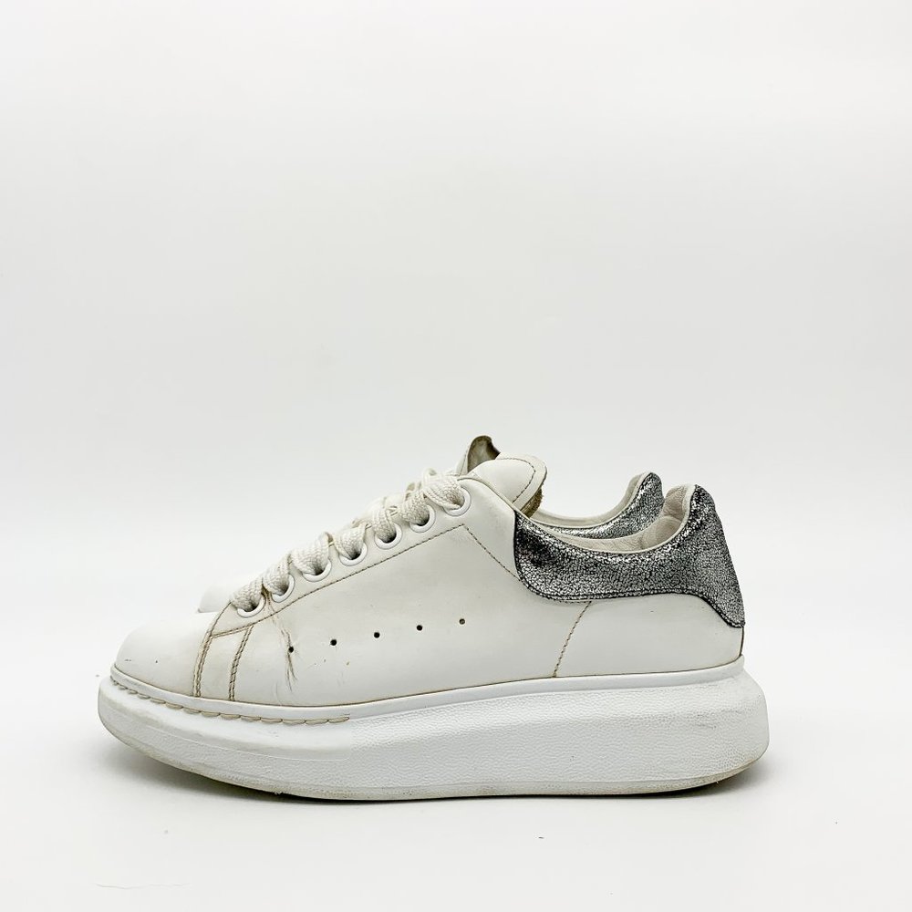 ALEXANDER MCQUEEN Metallic Leather Sneakers White - Picture 5 of 9